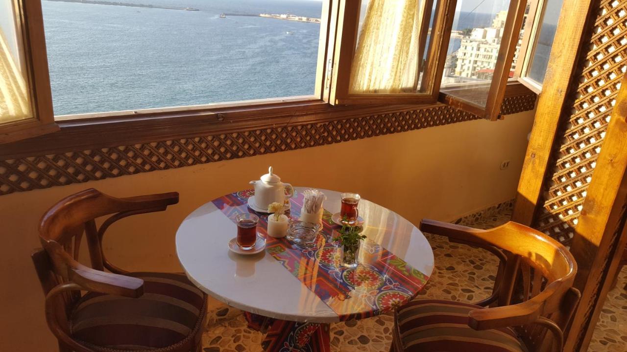 Misr Hotel Alexandrië Buitenkant foto