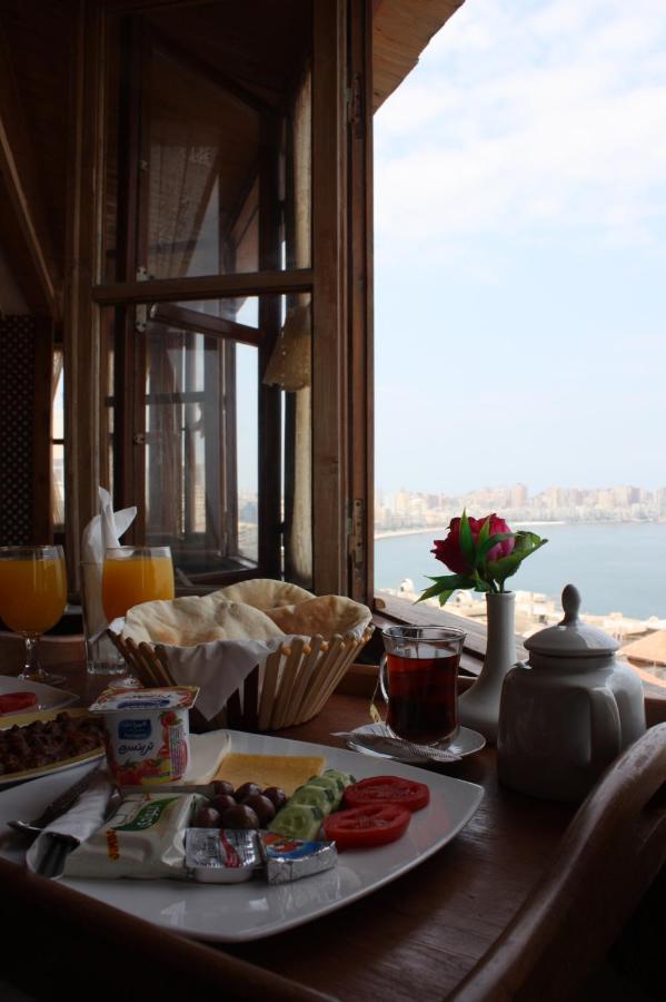Misr Hotel Alexandrië Buitenkant foto