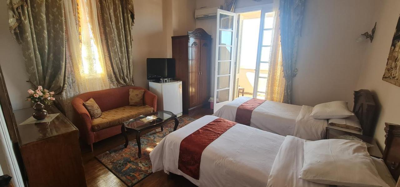 Misr Hotel Alexandrië Buitenkant foto