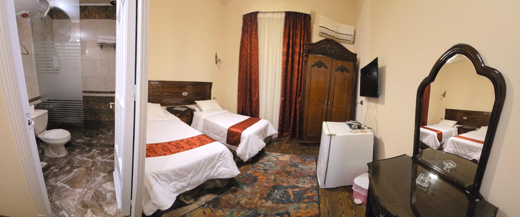 Misr Hotel Alexandrië Buitenkant foto